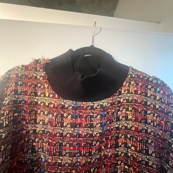 Sweater - Picture 6 of 6